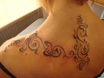 Tatouage arabesque