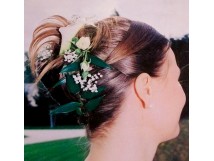 Les chignons avec fleurs naturelles