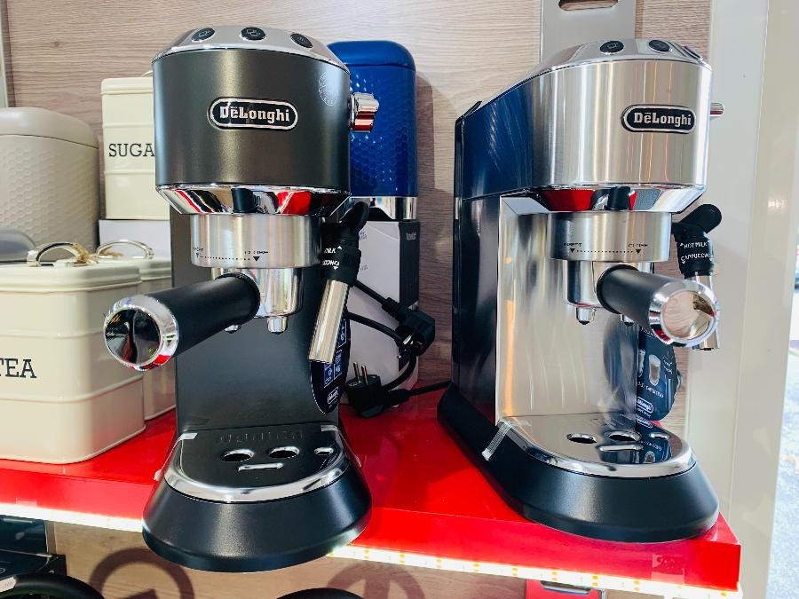 machine-a-cafe-dedica-ec-695m-de-longhi-38650