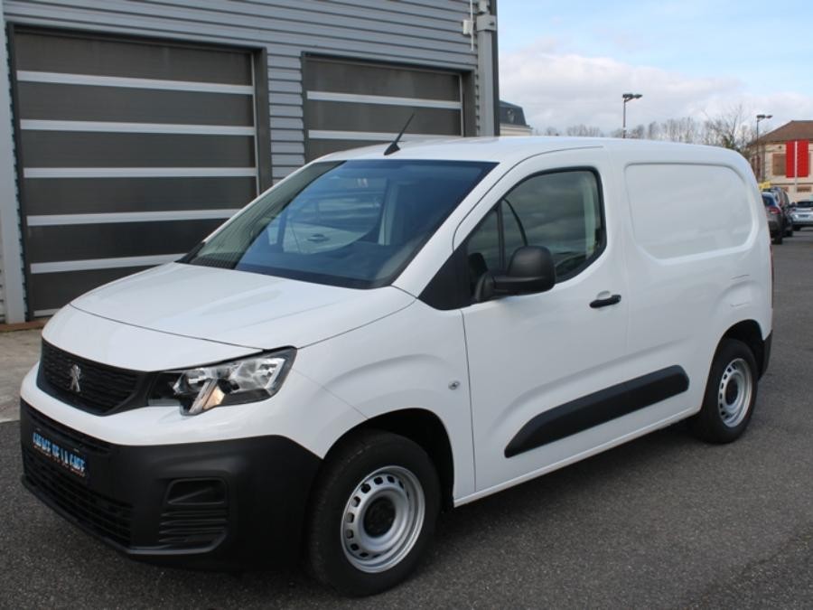 Peugeot Partner Fourgon Standard 650 KgÂ  Puretech 110 Pro