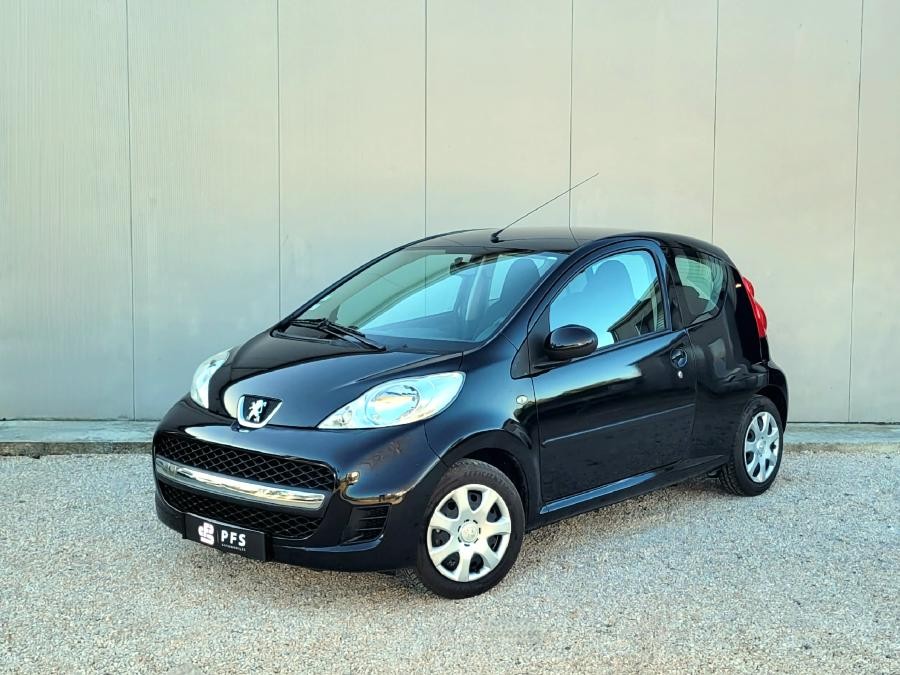 PEUGEOT 107 1.0 68ch Trendy 3p 31.000 km réèls !!!